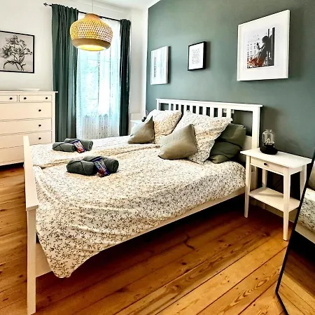 Cozee - Comfy 3-room With Netflix