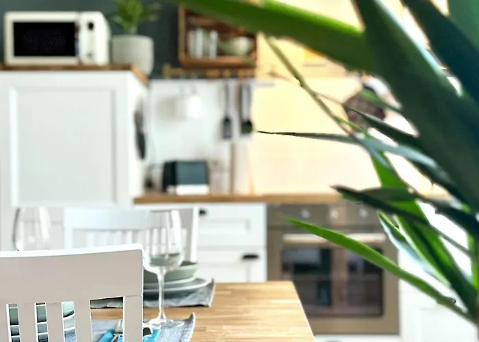 Cozee - Comfy 3-room With Netflix Apartamento