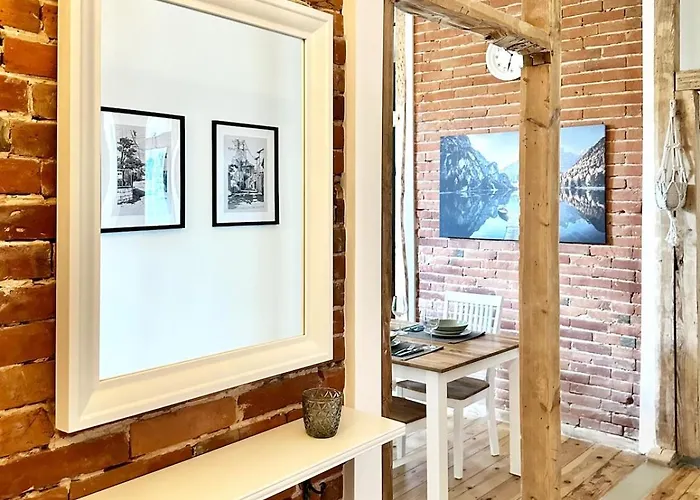 Cozee - Comfy 3-room With Netflix