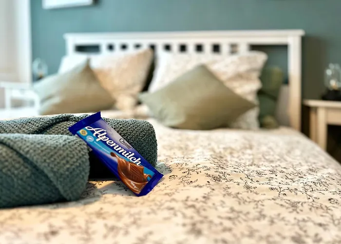 Cozee - Comfy 3-room With Netflix